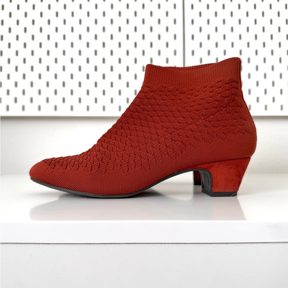 Impo Textured Cinnamon Ankle Booties